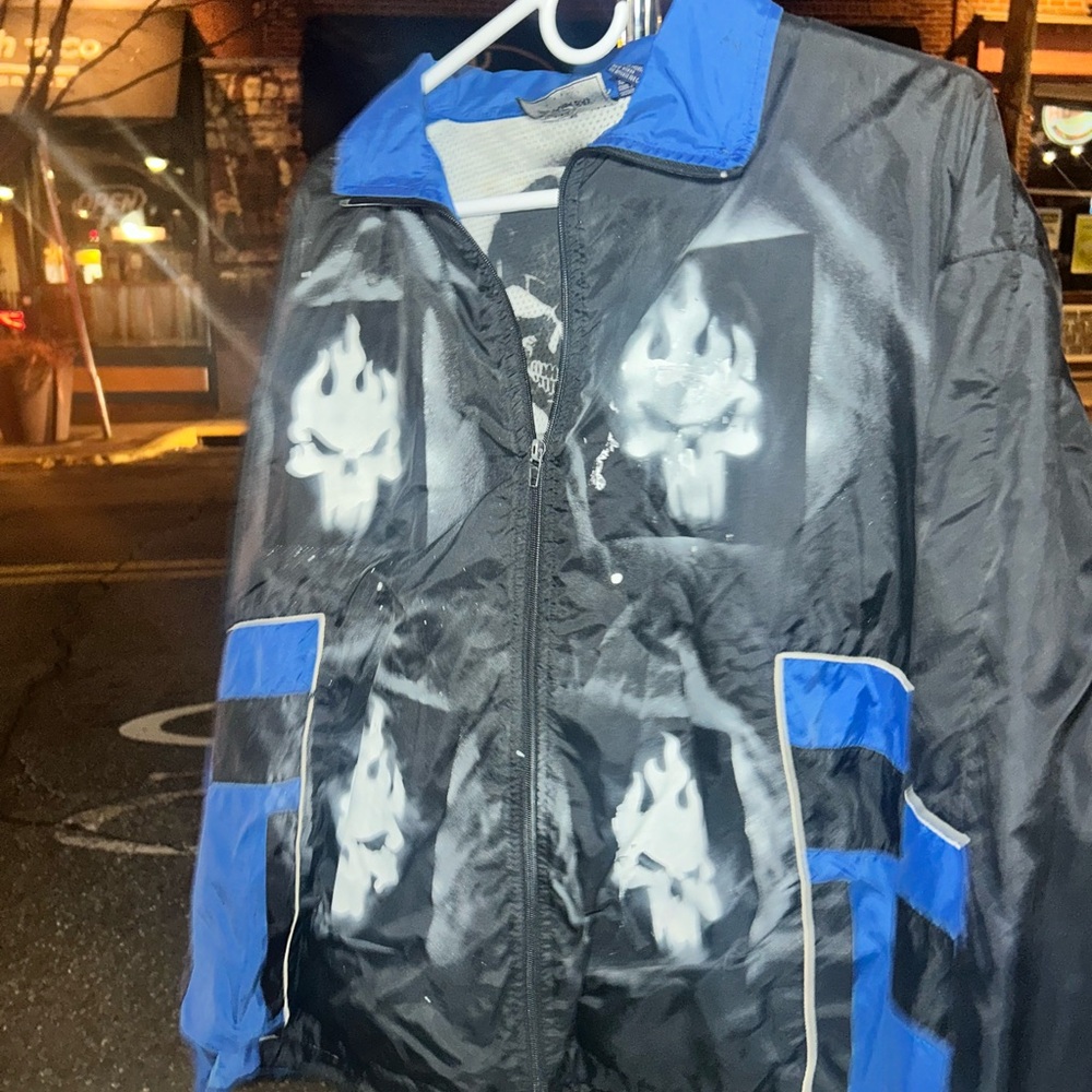 Men's Black and Blue Graphic Lightweight Jacket